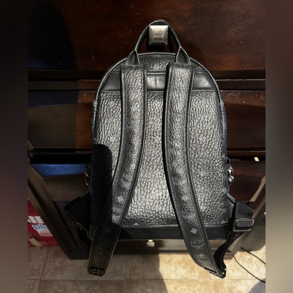MCM backpack - Picture 2 of 2